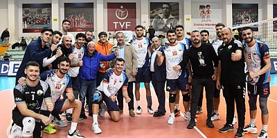 Osmangazili Voleybolcular Filede Fırtına Estirdi 