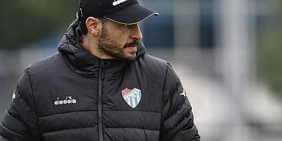 Özer Hurmacı sınıfı geçti! 10 maçta 16 puan topladı...