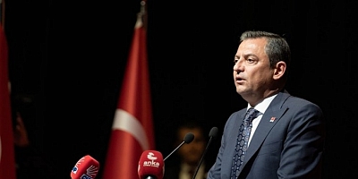 Özgür Özel konuştu: Darbe girişimi ile karşı karşıyayız!