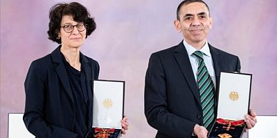 Özlem Türeci ve Uğur Şahin'e bir ödül daha