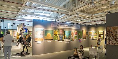 Pelin Toğrul Bodrum Sanat Fuarı'nda Sanatseverlerle Buluştu