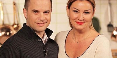 Pınar Altuğ: Bir tarafta meme bekleyen bebek, diğer tarafta seks bekleyen bir adam var