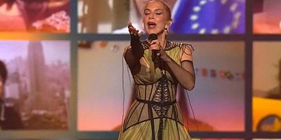 Sertab Erener 21 y?l sonra Eurovision sahnesinde