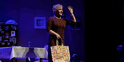 Shirley Valentine Bursa’da sahnelendi