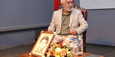 Simit kokusunda sahne ışığına yolculuk