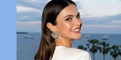 Sinem Ünsal sevgilisi Berk Cankat'la ödül töreninde!