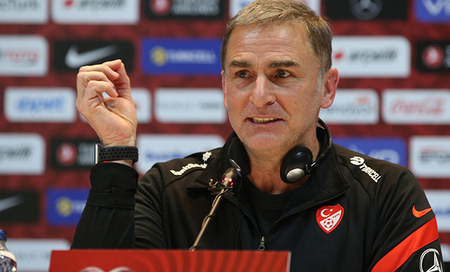 Stefan Kuntz: Duygusallığı ve disiplini birleştirmek gerekiyor