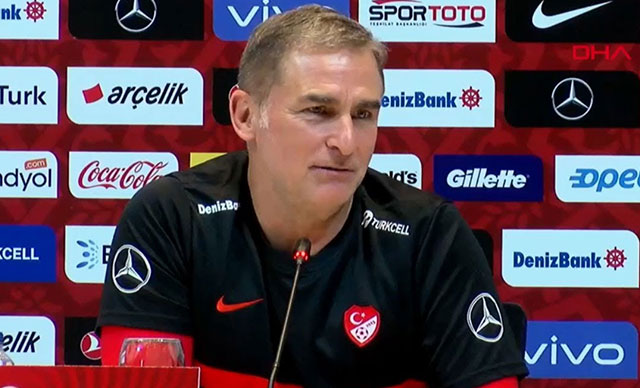 Stefan Kuntz: Portekiz ve İtalya deplasmanlarına gitmemeyi tercih ederim