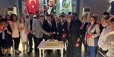 Süleyman Ulusoy güven tazeledi ve yeniden başkan seçildi