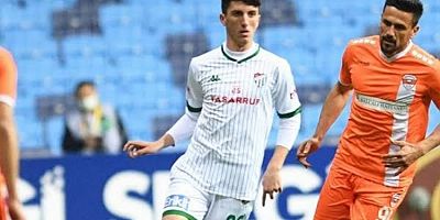 Taha Altıkardeş'in sözleşmesi uzatıldı