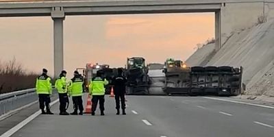Tanker devrildi, Bursa İzmir otobanı trafiğe kapandı