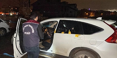 Tartıştığı doktorun cipini kurşunladı