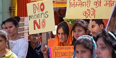 Tecavüz şikayetiyle gittiği karakolda tekrar tecavüze uğradı