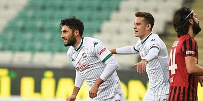 Tecrübeli futbolcu: 