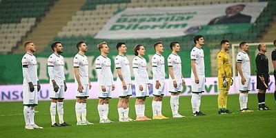 Timsah evinde 12 puan kaybetti