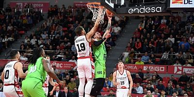 TOFAŞ son saniyede çeyrek finalde!