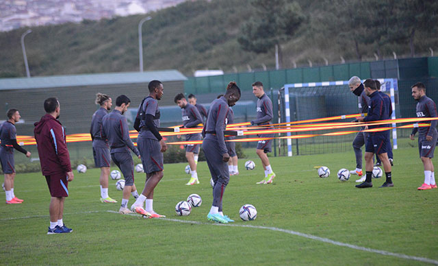 Trabzonspor 9 eksikle çalıştı