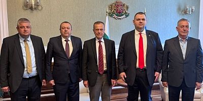 Turhan Gençoğlu Türkiye Cumhuriyeti Sofya Büyükelçisi Mehmet Sait Uyanık'ı ziyaret etti