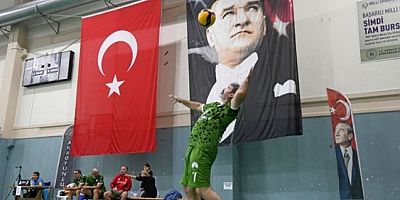 Türkiye Veteran Voleybol Turnuvası'nda şampiyonlar belli oldu