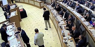 Üçüncü turda seçim sonuçlandı! Bursa Büyükşehir'in başkan vekili belli oldu