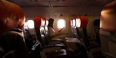 Uçuştan önce telefonu uçak moduna almanın önemi