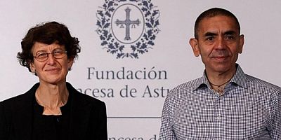 Uğur Şahin ve Özlem Türeci, yılın Atatürkçüsü ödülünü neden reddetti? İşte sebebi...