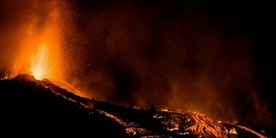 Yanardağ faaliyete geçti! 5 bin kişi tahliye ediliyor