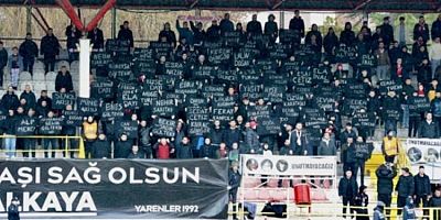 Yangın felaketi unutulmadı! Stat siyaha büründü