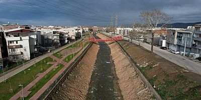 Yıldırım Belediyesi'nden örnek hareket! Deliçay artık daha güvenli