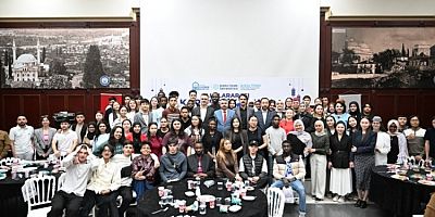 Yıldırım Belediyesi, uluslararası öğrencileri iftarda buluşturdu