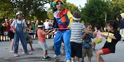 Yıldırım'da çocuklar sokak oyunları ile doyasıya eğleniyor