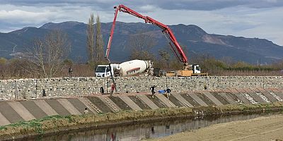 Yıldırım’da dere yatakları ıslah ediliyor