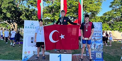 Yıldırımlı genç yüzücüler Türkiye’nin gururu oldu