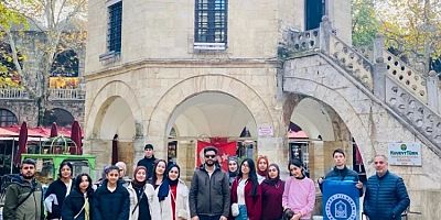 Yıldırımlı gençler Bursa'yı keşfediyor