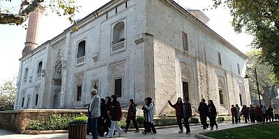 Yıldırımlı gençlerden tarihi yolculuk