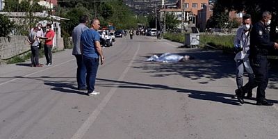 Yüksek sesle konuşma cinneti