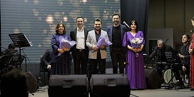 ‘Yüreğimizdeki Ezgiler’ gönüllere dokundu