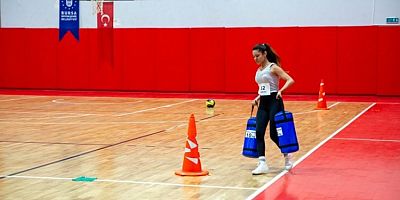 Zabıta olmak için parkurda ter döktüler