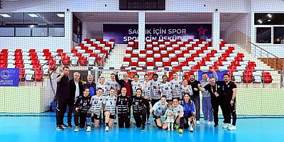 Zirvede tek başına