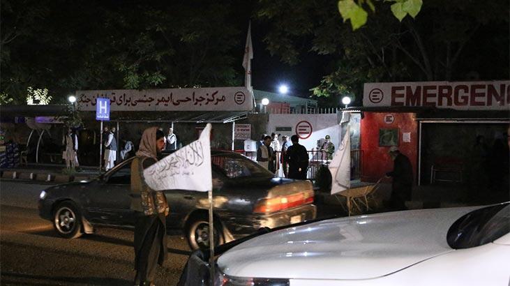 Taliban duyurdu! Kabil'de camiye bombalı saldırı