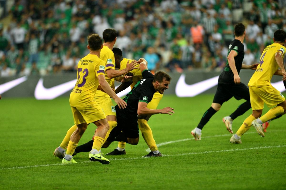 TFF 1. Lig: Bursaspor: 0 Eyüpspor: 2