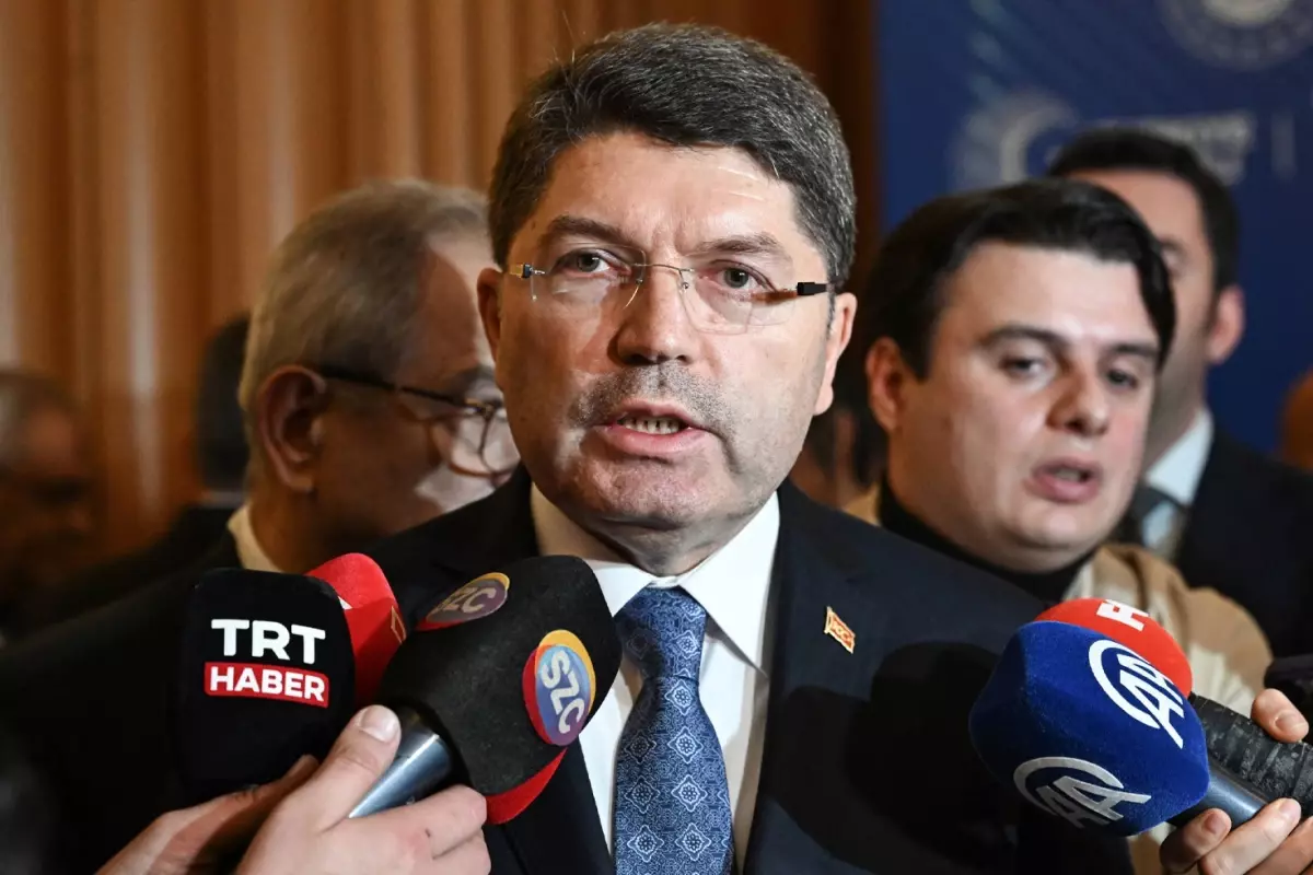 The Economist'in skandal yazısına Bakan Tunç'tan tepki