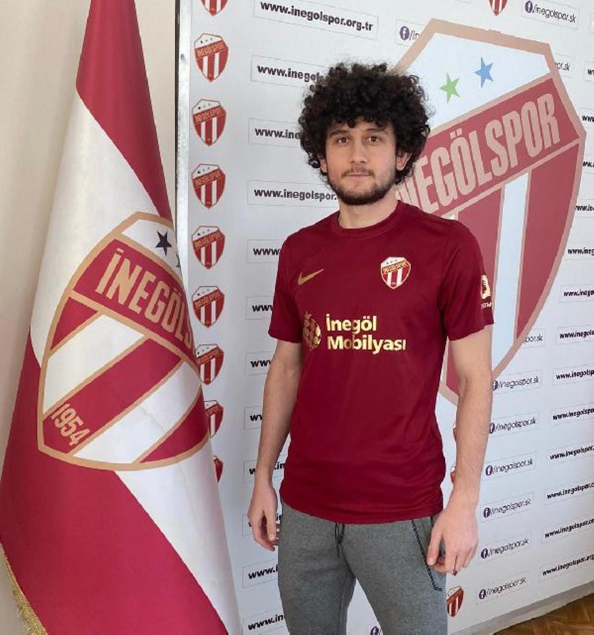 Trabzonspor'un genç futbolcusu Cafer Tosun İnegölspor'da