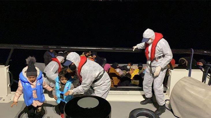 Türk kara sularına itilen 30 düzensiz göçmen kurtarıldı