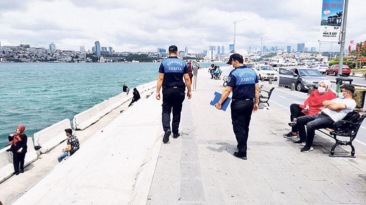 Üsküdar sahilde çekirdek  çitleyene 61 lira ceza