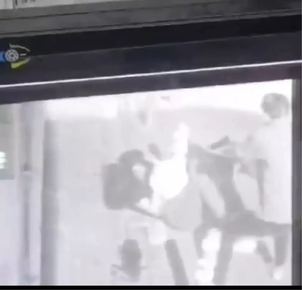 Üsküdar'da korkunç olay! Tanışma teklifini reddeden kadını vurdu