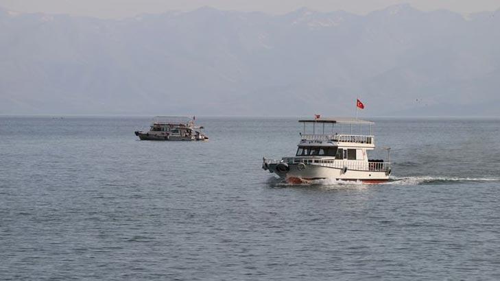 Van'daki tekne faciası! Acı haberler peş peşe geliyor...