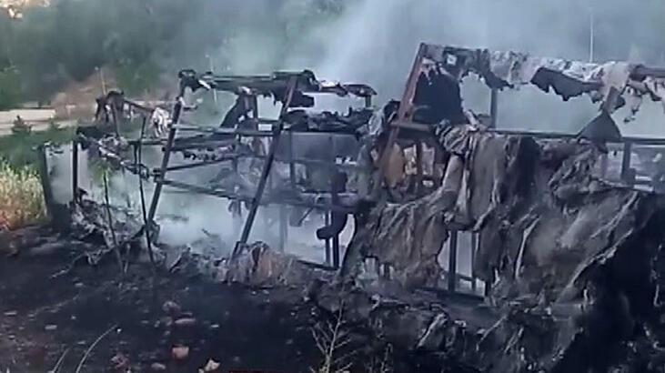 Yapay şelale alev alev yandı! Ekipler seferber oldu