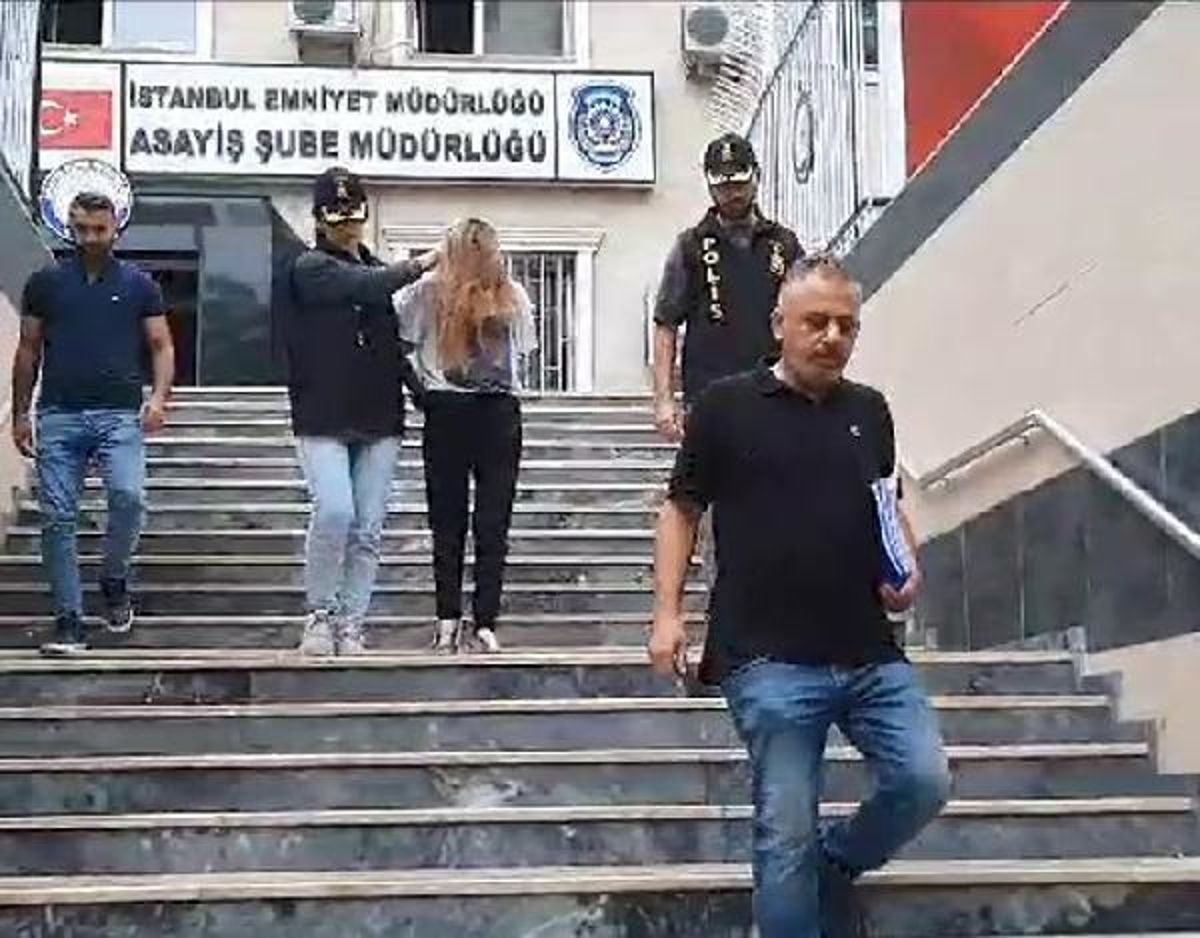 Yazar Funda Demir, eski eşini boğazını keserek öldürdü