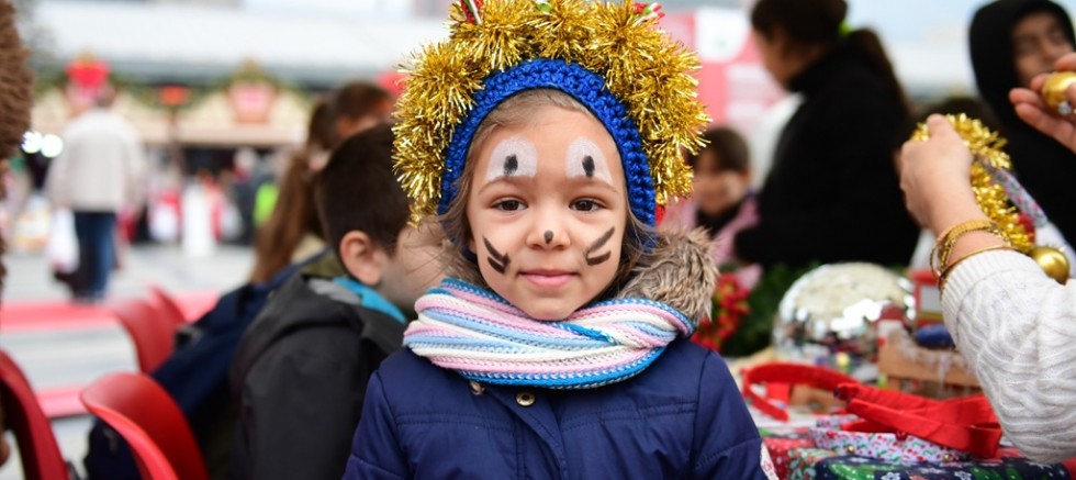 Yeni Yıl Festivali Osmangazi Meydanı’nda Yoğun İlgi Görüyor